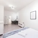 Timeless Charming Studio Near Old Town